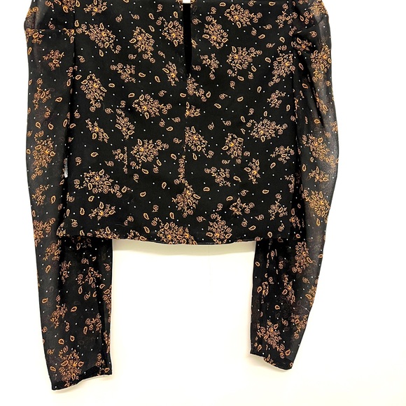 Dynamite Paisley Blouse - Picture 3 of 3